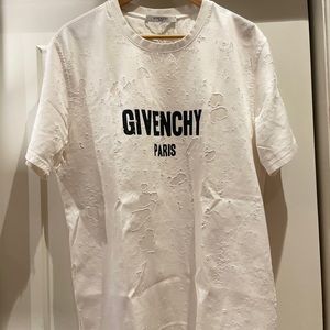 Givenchy Distressed t-shirt